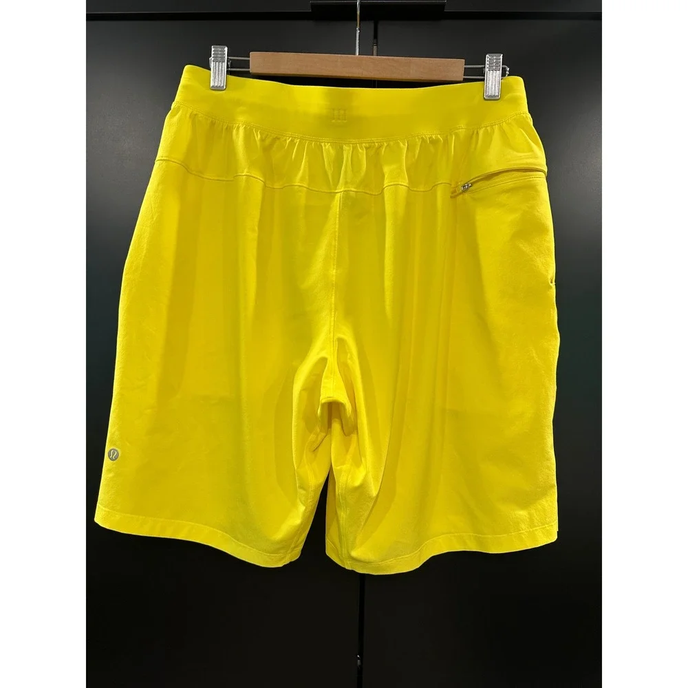 Lululemon THE Short 9 Inch Linerless Yellow Mens Training Shorts Size L LM7AJBS